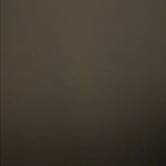 elise_bates
